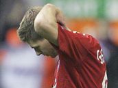 Liverpool: Steven Gerrard st�ídá kv�li zran�ní