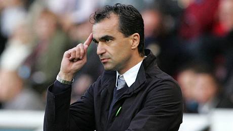 VYHODÍ HO? Roberto Martínez s Wiganem pro�ívá �patný start do sezony. Odvolají ho?