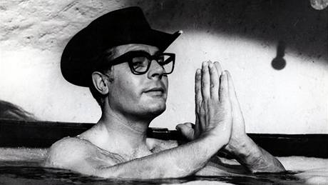 Federico Fellini.