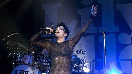 Lily Allen (Praha, SaSaZu, 30. 10. 2009)