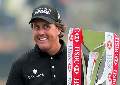 Phil Mickelson zakonil sezonu vítzstvím HSBC Championship