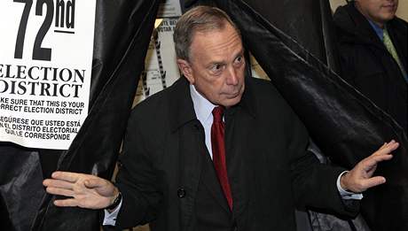 Staronov starosta New Yorku Michael Bloomberg (4. listopadu 2009)