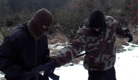 Neonacisté se k boji proti nep�íteli cvi�ili ve speciálních kempech.