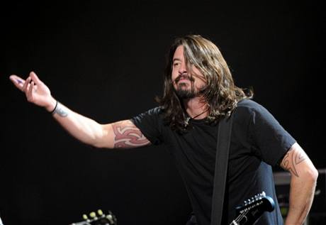 Berln, show k udlen evropskch cen MTV 2009 (Dave Grohl, Foo Fighters)