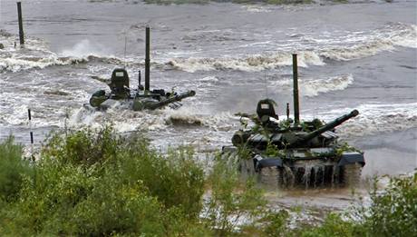 Rusk tanky se zastnily cvien Zpad 2009 na bezch Baltskho moe (29. z 2009)