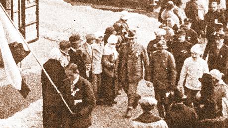 Chamonix 1924. �echoslováci na rozdíl od dal�ích zemí je�t� jednotné oble�ení...