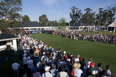 Australian Masters 2009 - Tiger Woods a divci, 1. kolo.