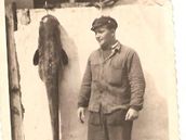 Zmizelí otcové; Walter Wawra starší coby rybář