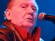 Jerry Lee Lewis pi druhm vystoupen v esku