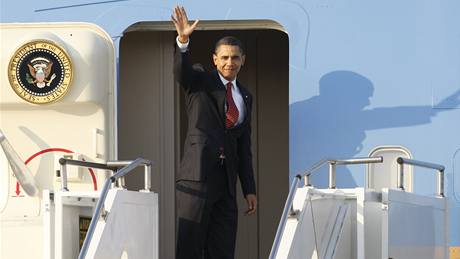 Obama pi odletu ze Soulu (19.11.2009)