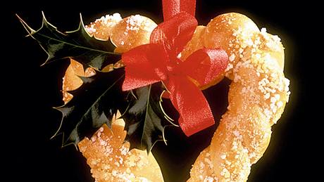 Váno�ní záv�s z kynutého t�sta