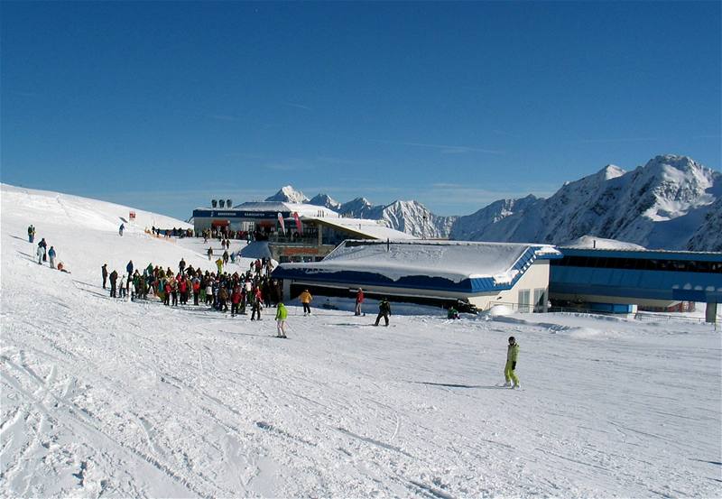 Rakousko, Stubai. Stanice Gamsgarten ve výi 2620 m