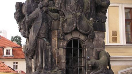 Sousoší Sv. Jan z Mathy, Felix z Valois a Ivan na Karlově mostě v Praze