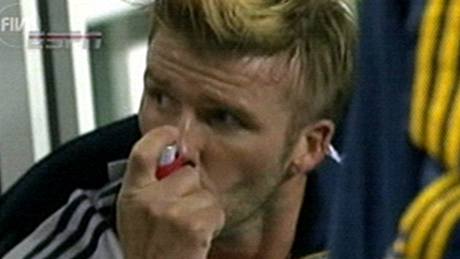 David Beckham s inhalátorem