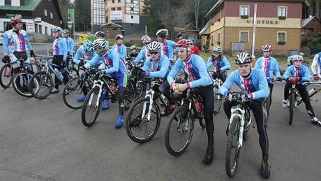 Reprezenta�ní soust�ed�ní �eských biker�