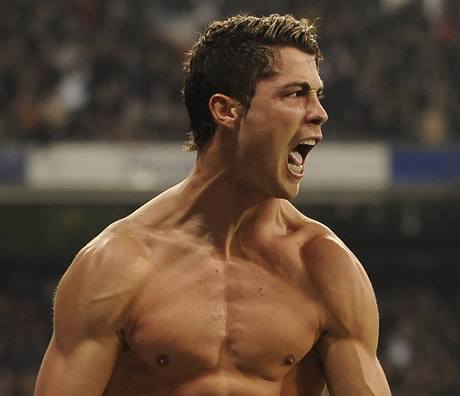 Cristiano Ronaldo, oslava glu