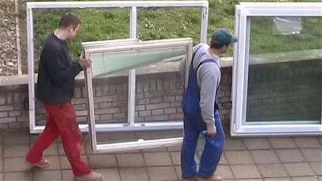 Vým�na oken v panelovém dom� za 4 hodiny