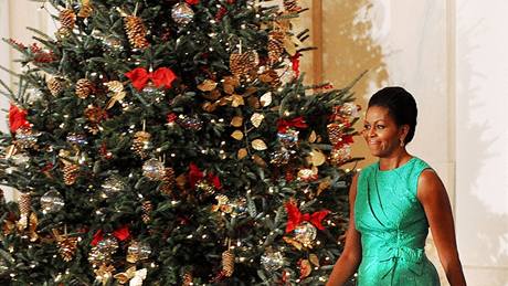 Michelle Obamová mla poprvé na starosti vánoní výzdobu Bílého domu