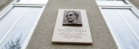 Fotbalista, hokejista a trenér Eduard Farda dostal v Brn pamtní desku