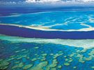 Velký bariérový útes je unikátní ekosystém, který je moný spatit i z vesmíru.