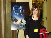 Reportérka Tereza Spáčilová na tiskové konferenci filmu Avatar 