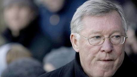SEZONA A KONEC? Skon�í Alex Ferguson po p�í�tí sezon� na lavi�ce Manchesteru United, nebo bude je�t� pokra�ovat?