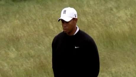 Tiger Woods kvli afée ohledn nevry peruil kariéru. Média nyní spekulují o tom, jak to bylo s rekonvalescencí jeho kolena