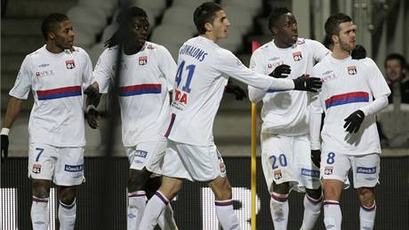Lyon slavil vítzství po pti zápasech bez výhry.