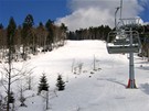 Rakousko, Hochficht. Západní svah Zwieselbergu má podobu iroké dálnice