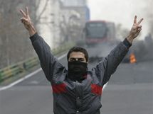 Pi protestech v centru Tehernu tekla krev (27. prosince 2009) 