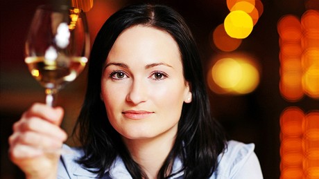 Pavla Tasoová - vnuje se sommelierství, zúastuje se hodnocení vín a ídí degustace