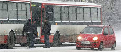 Husté snení zkomplikovalo dopravu v Brn. (8. ledna 2010)