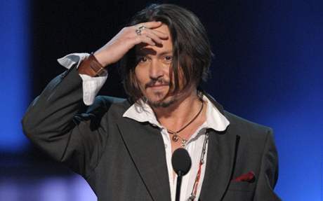 z pedávání People's Choice Awards 2010 (Johnny Depp)