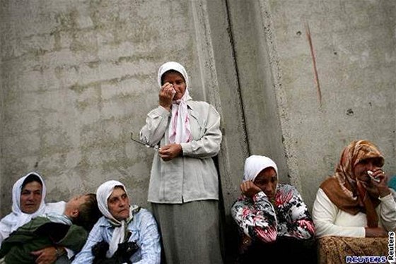 Mnoho muslimských en v Bosn pily o své nejblií.