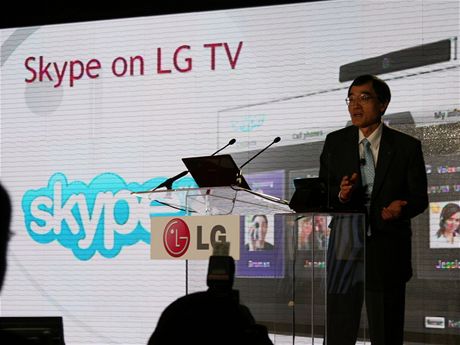 Prvn hovor pes Skype zabudovan v televizi LG