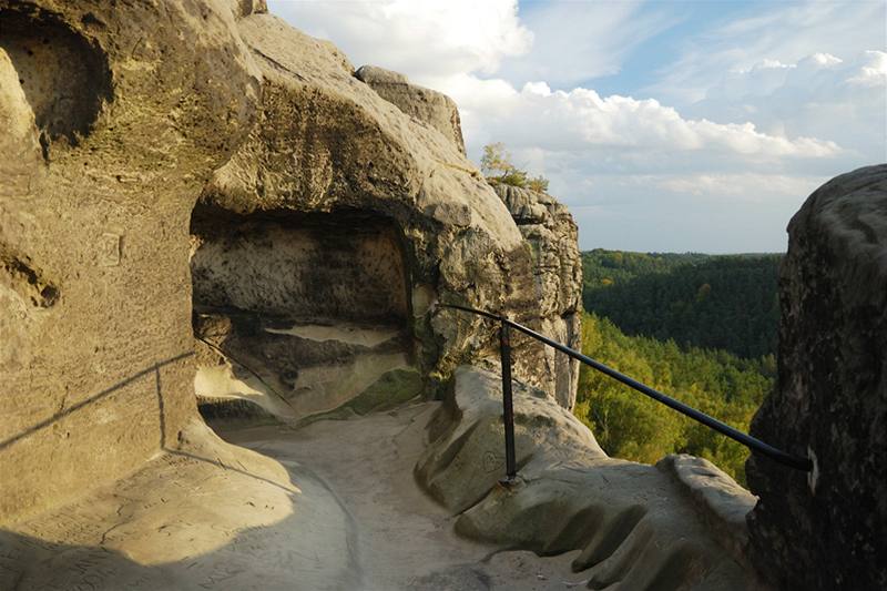 eský ráj, výlet na Drábské svtniky. Skalní hrad nabízí romantická zákoutí