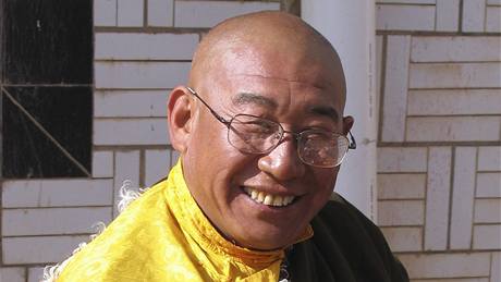 Phurbu Cering Rinpohe na snímku z roku 2005.