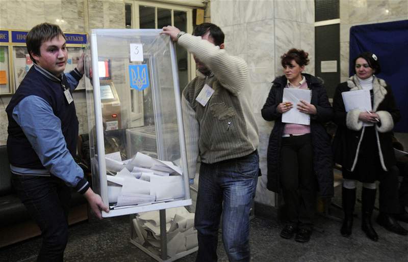 Sítání hlas v ukrajinských volbách. (17. ledna 2010)