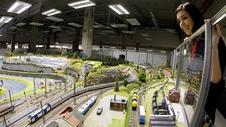 Na výstavě modelové železnice v Království železnic v Praze byla otevřena část znázorňující model Ústeckého kraje. 
