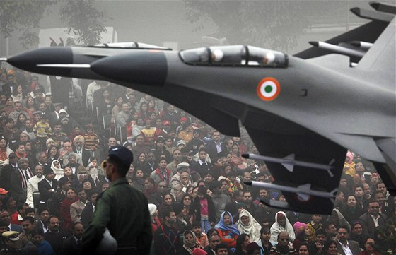 Maketa letounu v prvodu v Dillí ke Dni republiky 