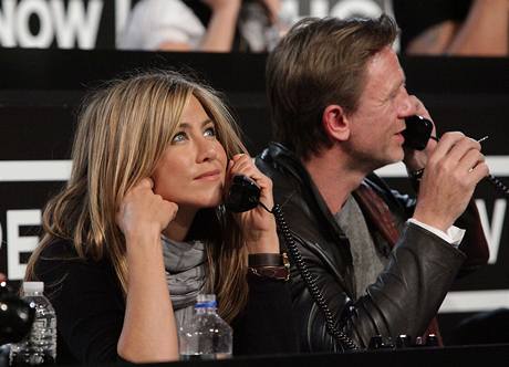 Hope For Haiti - Jennifer Anistonov a Daniel Craig