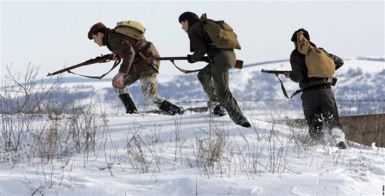 Rekonstrukce bitvy o Colmarskou kapsu v 1945 mezi americkou armádou a wehrmachtem.