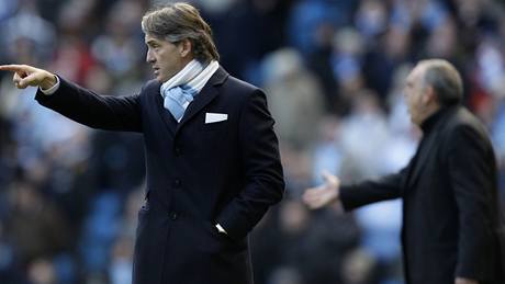 Manchester City - Portsmouth: manaei Roberto Mancini (vlevo) a Avram Grant