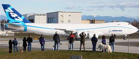 Nejvtí Boeing 747-8 se testuje v nákladní verzi (7. února 2009)
