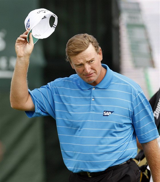 Ernie Els od noviná pevezme Charlie Bartlett Award