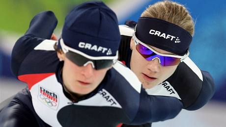 Martina Sáblíková (vlevo) a Karolína Erbanová