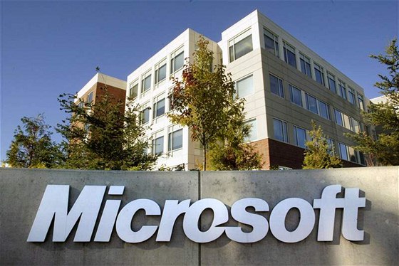 Jedna z budov v areálu sídla společnosti Microsoft v americkém Redmondu.