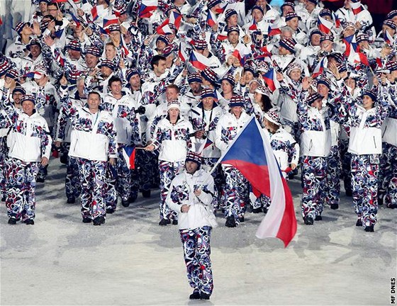 Olympionici se začínají oblékat do Londýna. Kolekci pomáhají tvořit Synek i  Huříková - iDNES.cz