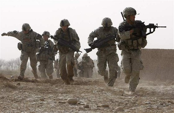 Vojáci NATO tém ovládli jihoafghánské msto Mardáh 