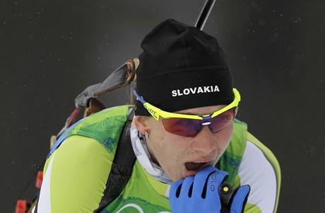 JSEM ZLATÁ? Slovenská biatlonistka Anastasia Kuzminová možná sama neveřila tomu, že se stala olympijskou vítězkou.